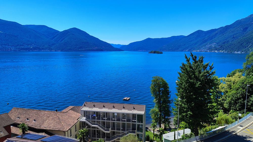 Panoramablick auf den Lago Maggiore und die Brissago-Inseln von Ascona aus